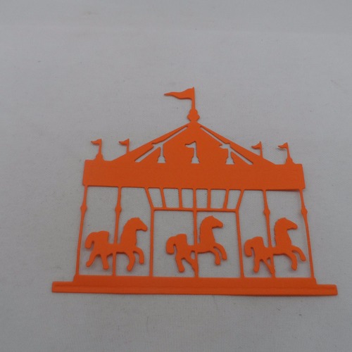 N°629 d'un carrousel manège à chevaux   en papier orange  découpage  fin 