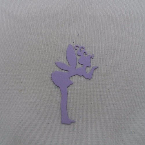 N°583 une petite "fée papillon"  qui envoi un bisou en papier violet  clair découpage