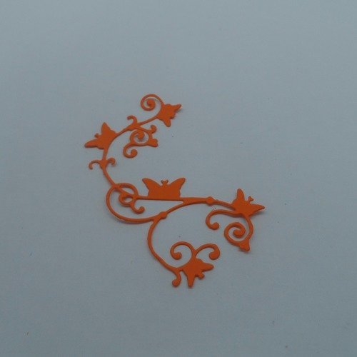 N°933 "arabesque" de  papillons en papier orange    découpage fin