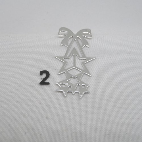  n°881  décoration de noël  nœud et étoiles en papier  argenté n°2 découpage  fin 