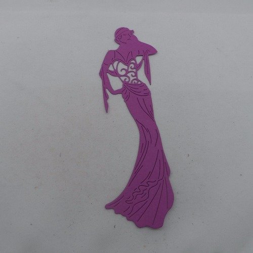N°889   d'une femme style 1900  en papier violet  découpage