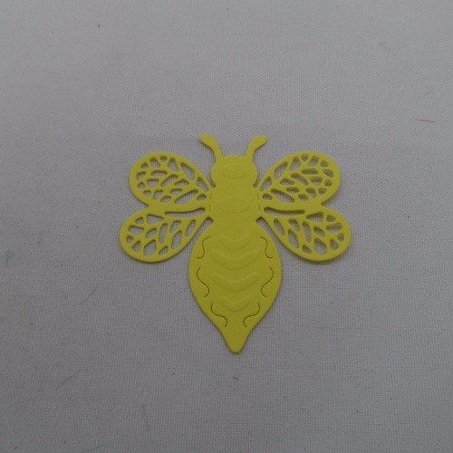 N°753 d'une jolie abeille   en papier  jaune n°2  découpage fin et gaufrage 