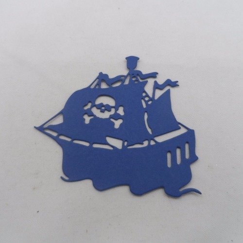 N°654 bateau pirate en papier bleu marine  découpage  fin 