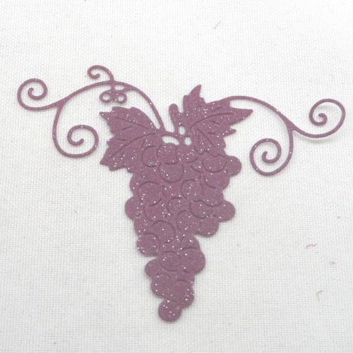 N°886   d'une grappe de raisin  avec feuille et vrille en papier tapisserie violet à paillette  découpage fin