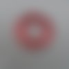 N°963 d'un cercle "couronne" évidé de cœur et de rond  en papier rouge métallisé découpage fin