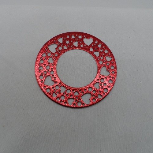 N°963 d'un cercle "couronne" évidé de cœur et de rond  en papier rouge métallisé découpage fin