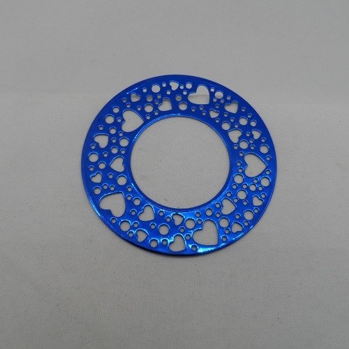 N°963 d'un cercle "couronne" évidé de cœur et de rond  en papier bleu métallisé découpage fin
