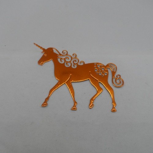 N°953  une belle licorne en papier métallisé  orange