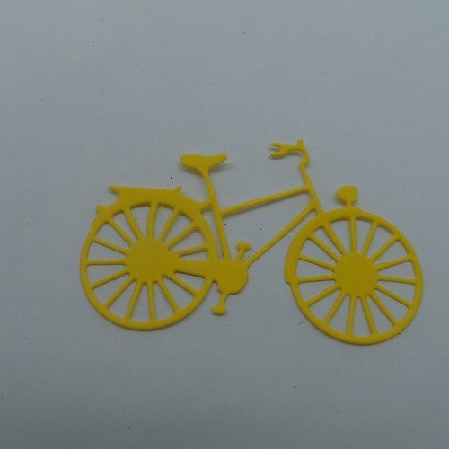 N°239   d'un petit vélo   en papier jaune n°1  découpage  fin 
