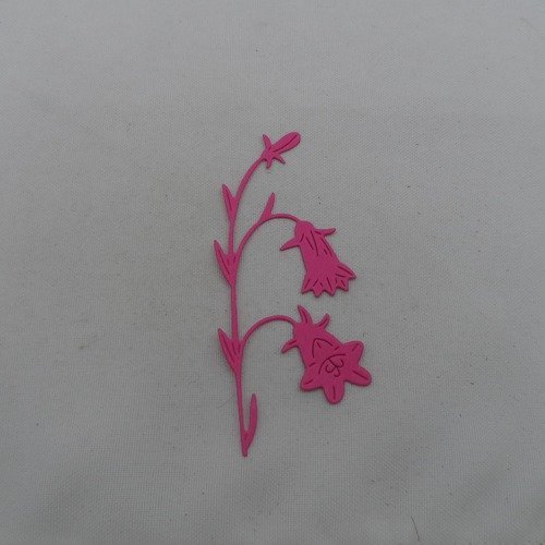 N°807  jolie fleur n°4 fine  en papier fuchsia   découpage fin