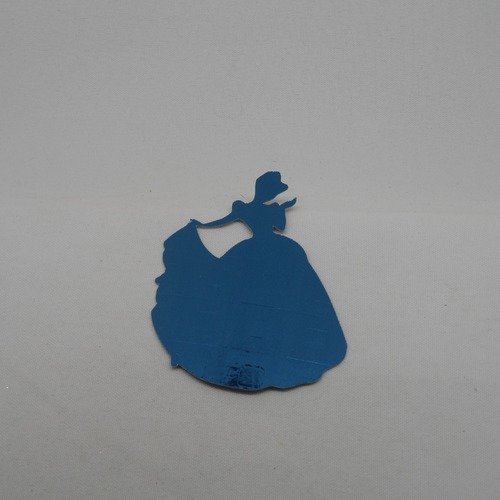 N°1072 jolie princesse  en papier  bleu métallisé  découpage  fin