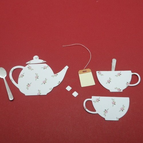 N°1112   lot "l'heure du thé" en papier  fond blanc à fleurs roses  vendu en lot découpage  fin