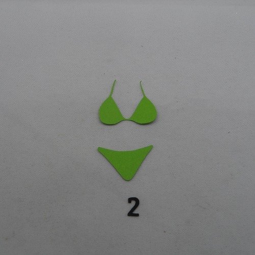 N°1162   maillot de bain  2 pièces  n°2 en papier  vert  découpage  fin