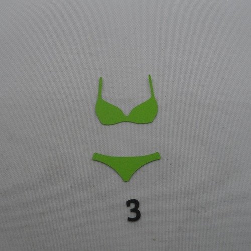 N°1162   maillot de bain  2 pièces  n°3 en papier  vert découpage  fin
