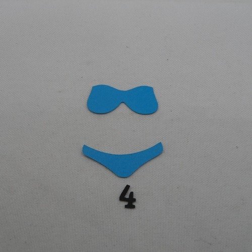 N°1162   maillot de bain  2 pièces  n°4 en papier bleu turquoise découpage  fin