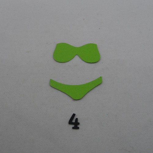 N°1162   maillot de bain  2 pièces  n°4 en papier vert découpage  fin