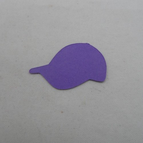 N°1165   casquette  n°2 en papier  violet  découpage  fin