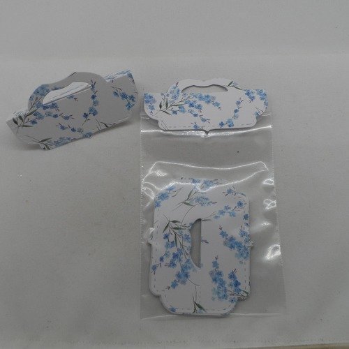 N°1166 lot de 5  "attaches" pochette  en papier fond blanc à fleurs bleues