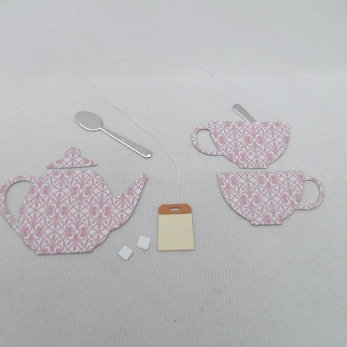N°1112   lot "l'heure du thé" en papier  fond blanc à motifs roses  vendu en lot découpage  fin