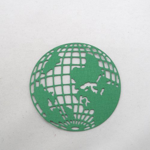 N°667 superbe globe terrestre   en papier vert n°1   découpage fin 