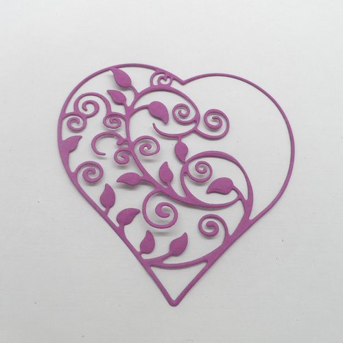 N°630  d'un joli cœur évidé "feuillage"  en papier violet n°1  découpage fin 