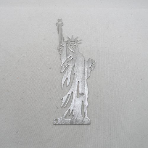 N°913 de la statue de la liberté en papier tapisserie  grise    découpage fin