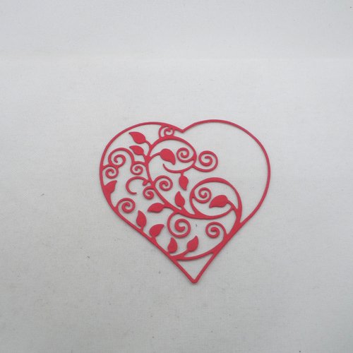 N°630  d'un joli cœur évidé "feuillage"  en papier rouge n°1  découpage fin 