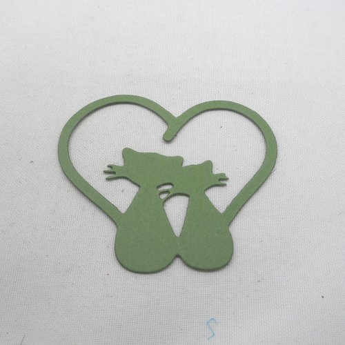 N°92 b couple de chat dans un cœur  en papier  vert kaki     découpage
