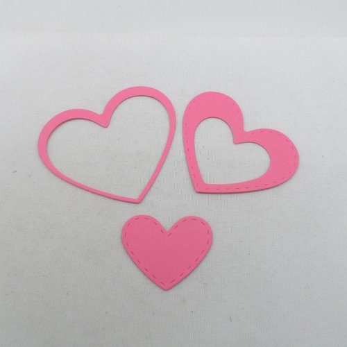 N°639  d'un lot de trois  cœurs   en papier rose b découpage