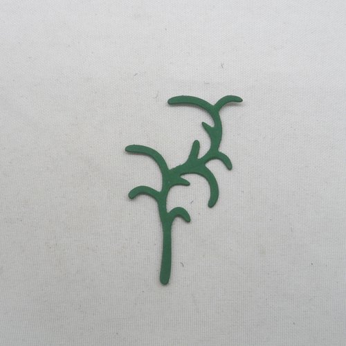 N°1219   branche végétation feuillage  en papier    vert  f découpage fin