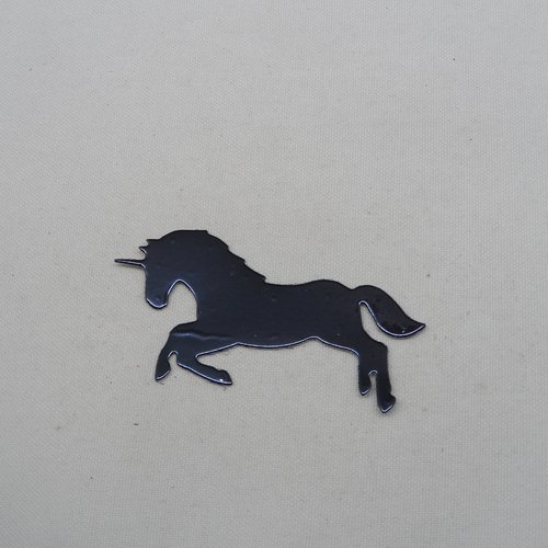 N°1244 une belle licorne en papier bleu nuit noir métallisé