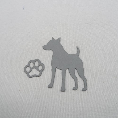 N°1245  chien avec une empreinte de patte  en papier   gris  découpage  fin