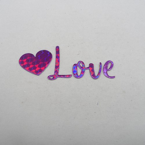 N°1248 mot love (3 morceaux) et un cœur  en papier violet métallisé et hologramme découpage fin