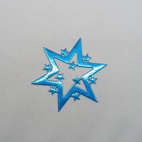 N°882  décoration de noël  étoile en papier  métallisé bleu hologramme  découpage  fin