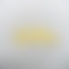 N°1321 mots chasse aux œufs   en papier jaune  avec un œuf et un lapin à l'intérieur