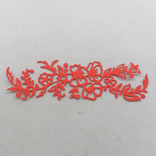 N°1346  d'une "frise" de  fleurs  en papier  rouge  découpage fin