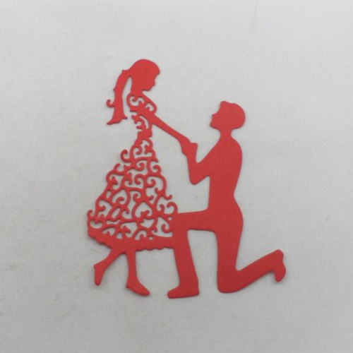 N°27 d'un couple en papier rouge a   demande en mariage découpage fin