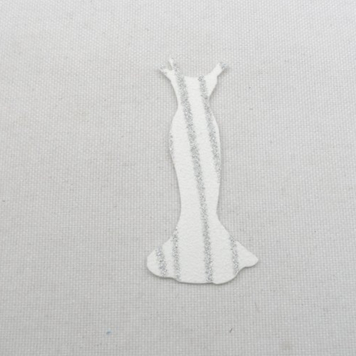N°957 b petite robe  simple  en papier tapisserie fond blanc ligne argenté   n°3 découpage fin