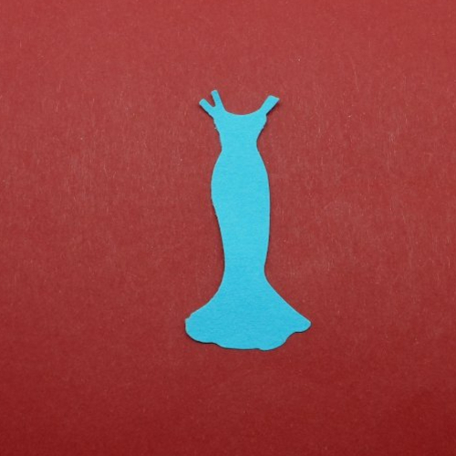 N°957 b petite robe  simple  en papier bleu  n°3 découpage fin