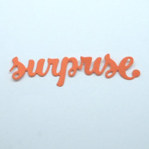 N°254 d mot surprise  en papier  orange    découpage fin