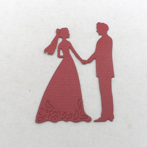 N°590  d'un couple de mariés   en papier  bordeaux   embellissement