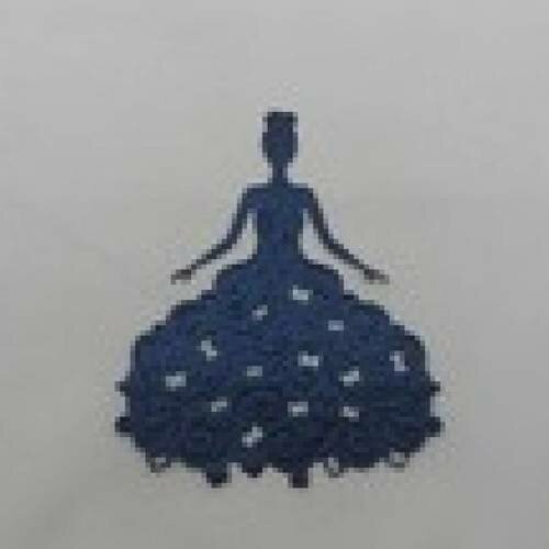 N°22  d'une belle robe en papier bleu nuit  "aux papillons"  découpage fin et gaufrage