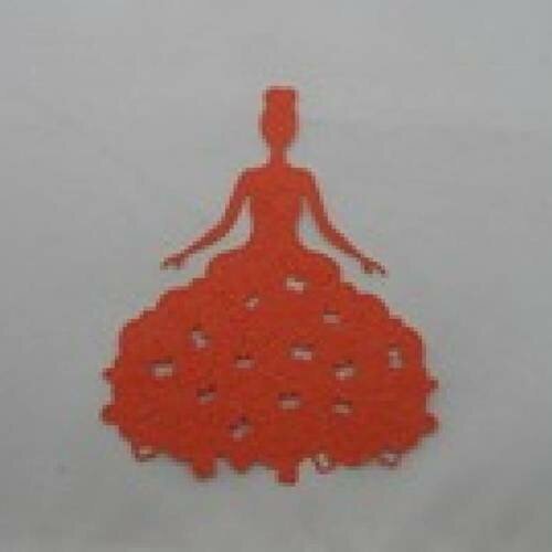 N°22  d'une belle robe en papier  tapisserie orange "aux papillons"  découpage fin et gaufrage