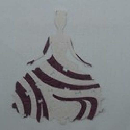 N°22  d'une belle robe en papier tapisserie   fond crème à "bande" bordeaux   "aux papillons"  découpage fin et gaufrage