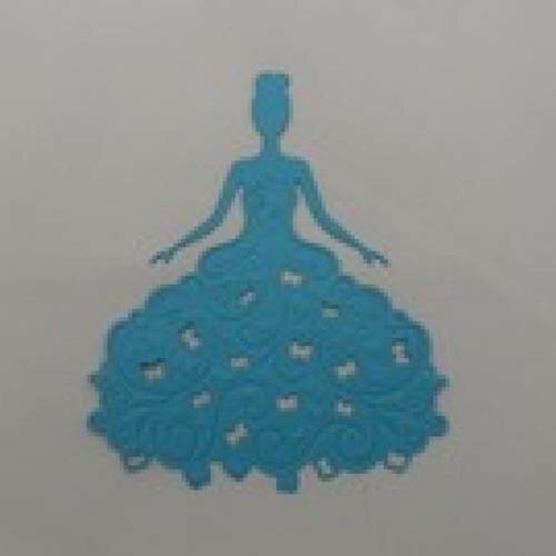 N°22  d'une belle robe en papier  bleu turquoise clair    "aux papillons"  découpage fin et gaufrage