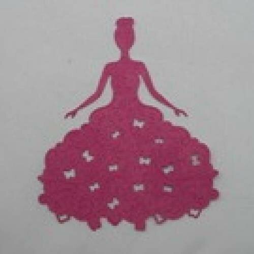 N°22  d'une belle robe en papier tapisserie fuchsia "aux papillons"  découpage fin et gaufrage