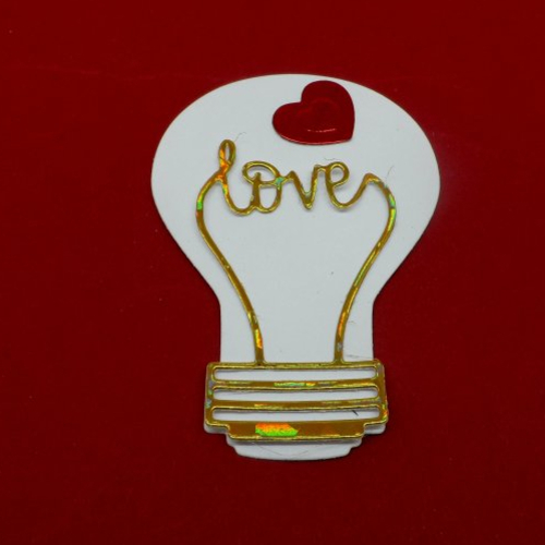 N°1421 ampoule love (2 morceaux) et un cœur  en papier  découpage fin