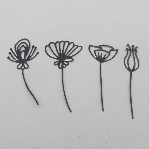 N°1422   lot de 4 jolies fleurs fines différentes en papier   découpage fin