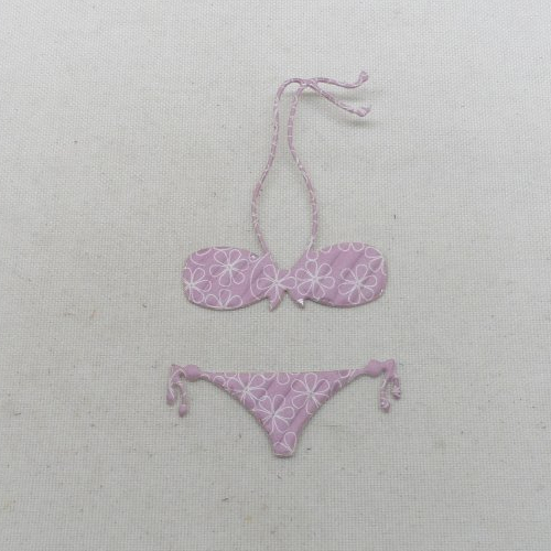 N°1423   maillot de bain  2 pièces  en papier  fond rose à fleurs blanches  découpage  fin