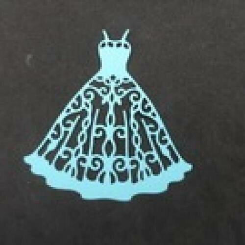 N°26 d'une petite robe à bretelle en papier turquoise clair   découpage fin
